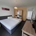 Landhotel Solmser Hof Hotel 2*