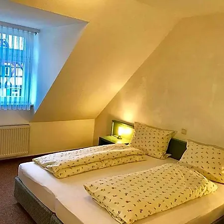 Landhotel Solmser Hof 2*